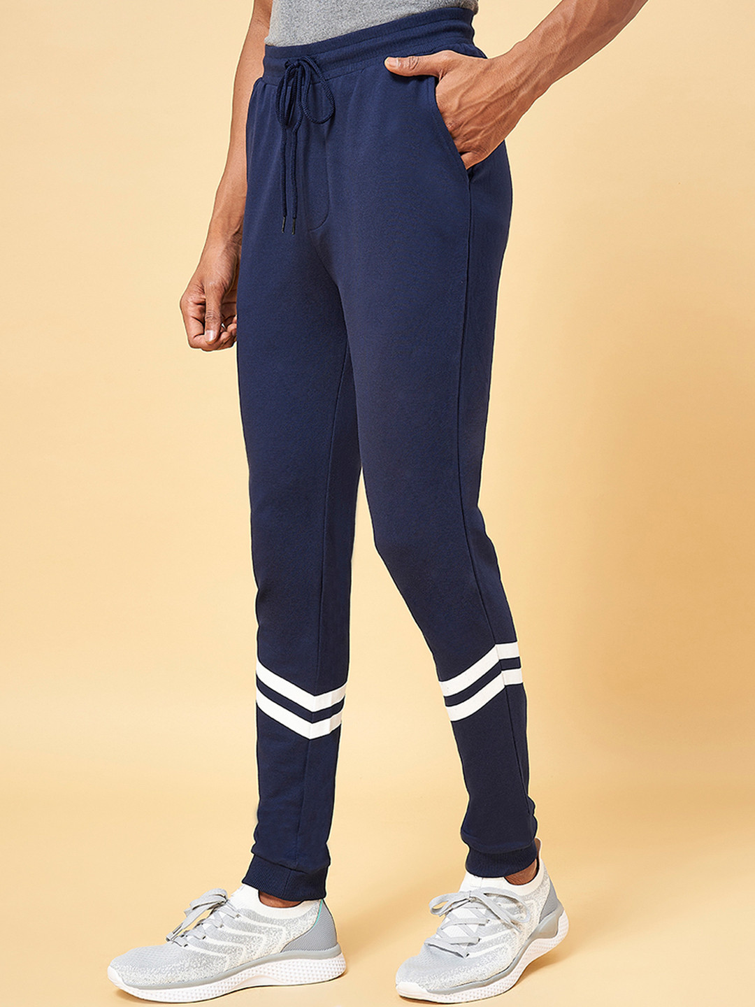 Ajile by Pantaloons Men Navy Blue & White Solid Slim-Fit Joggers