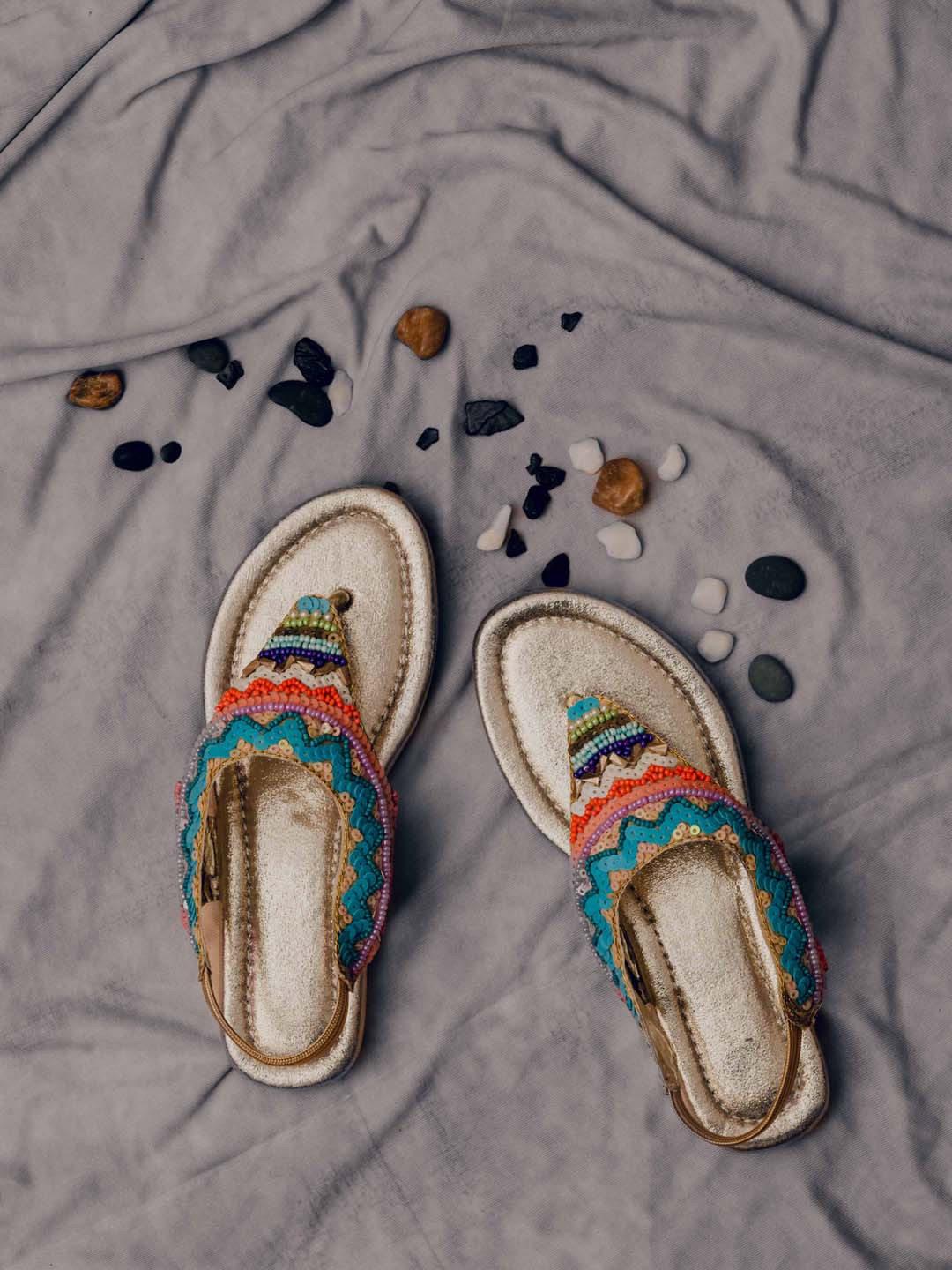 LIL PITAARA Girls Embellished Open Toe Flats