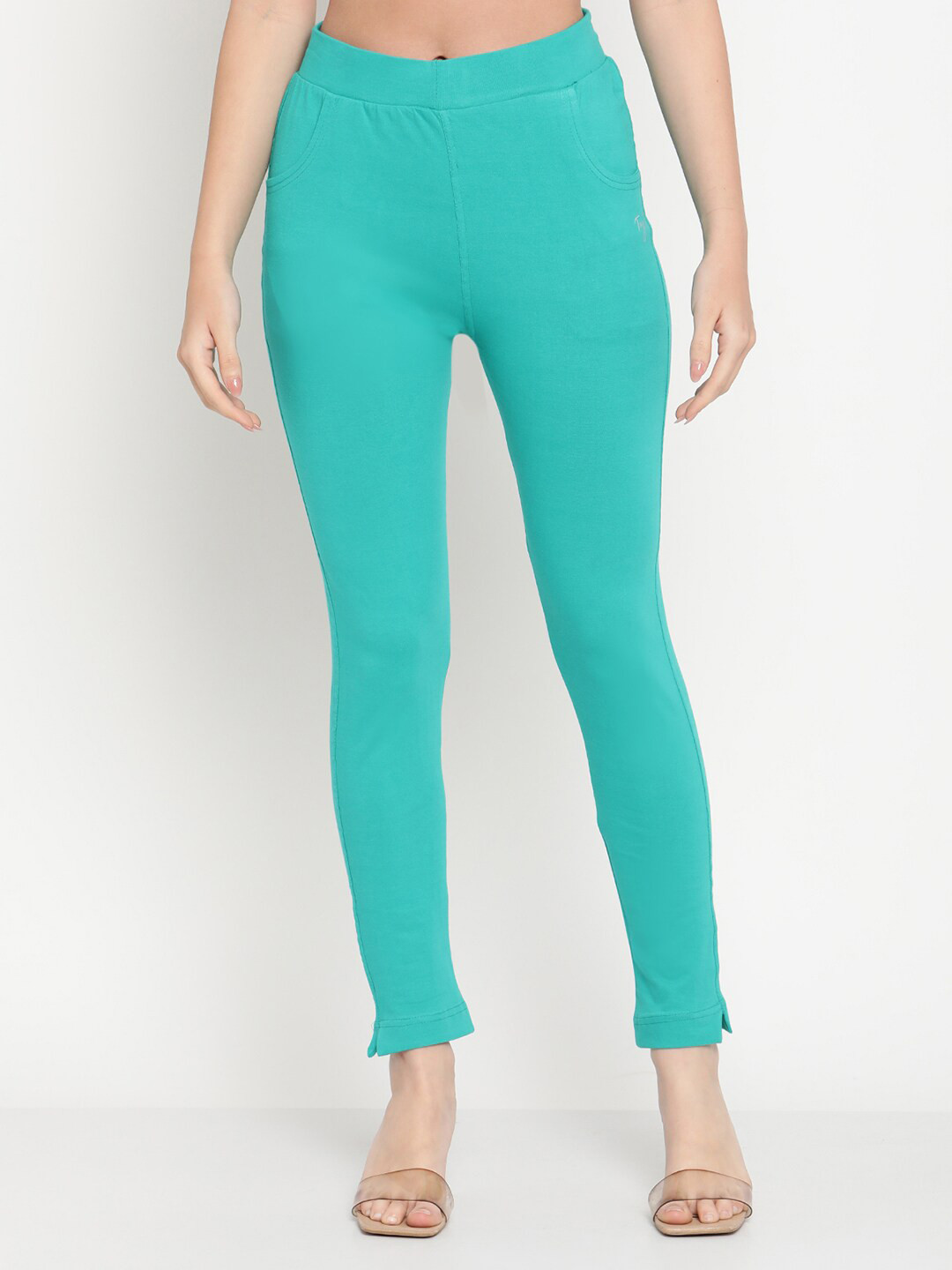 TAG 7 Women Turquoise Blue Solid Regular-Fit Jeggings