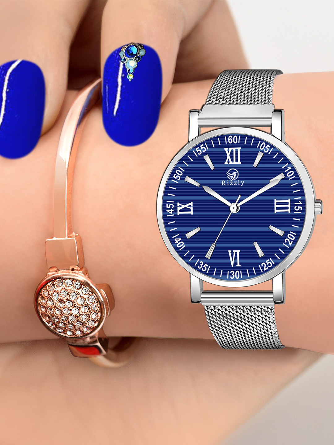 Septem Women Blue Dial & Silver Toned Stainless Steel Bracelet Style Strap Analogue Watch