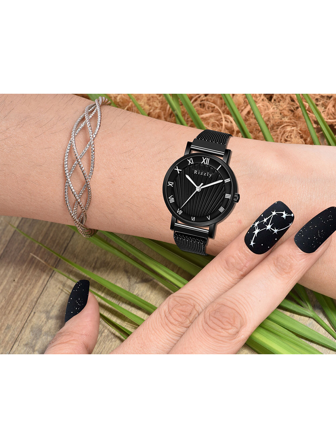 Septem Women Black Patterned Dial & Stainless Steel Bracelet Style Straps Analogue Watch