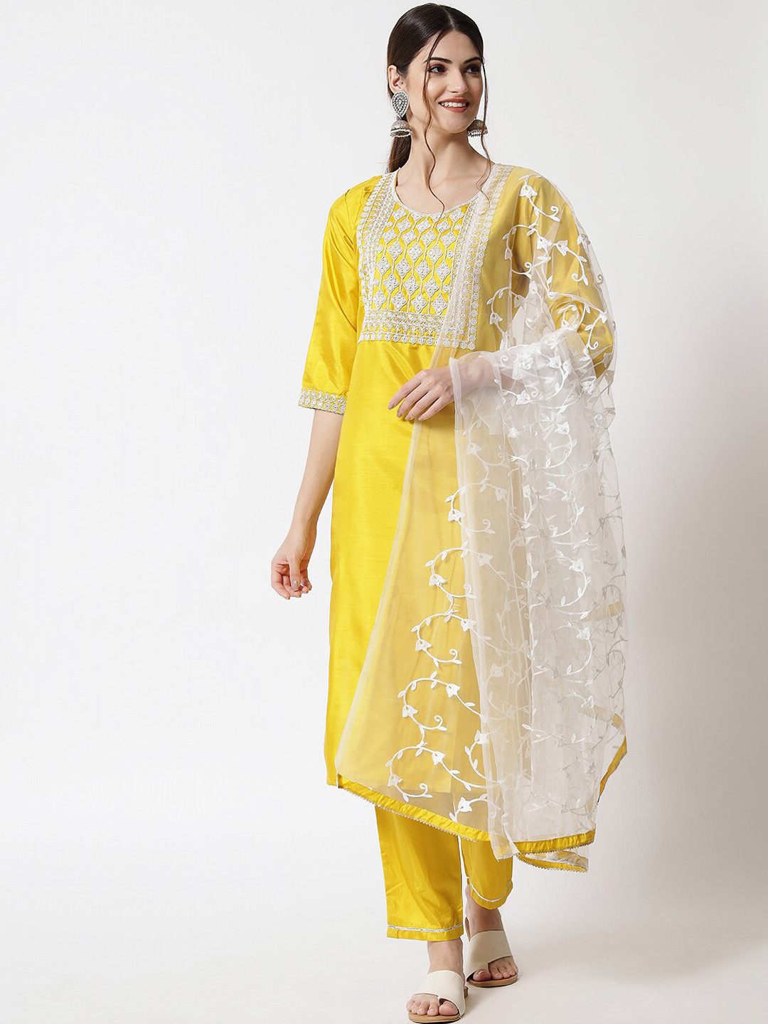 VredeVogel Women Yellow Floral Yoke Design Kurti with Trousers & With Dupatta