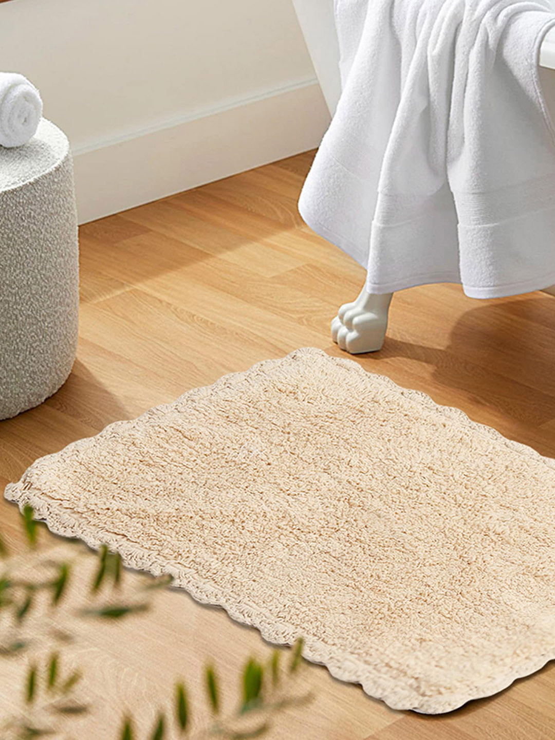 HABERE INDIA Unisex Cream Doormats With Handwork