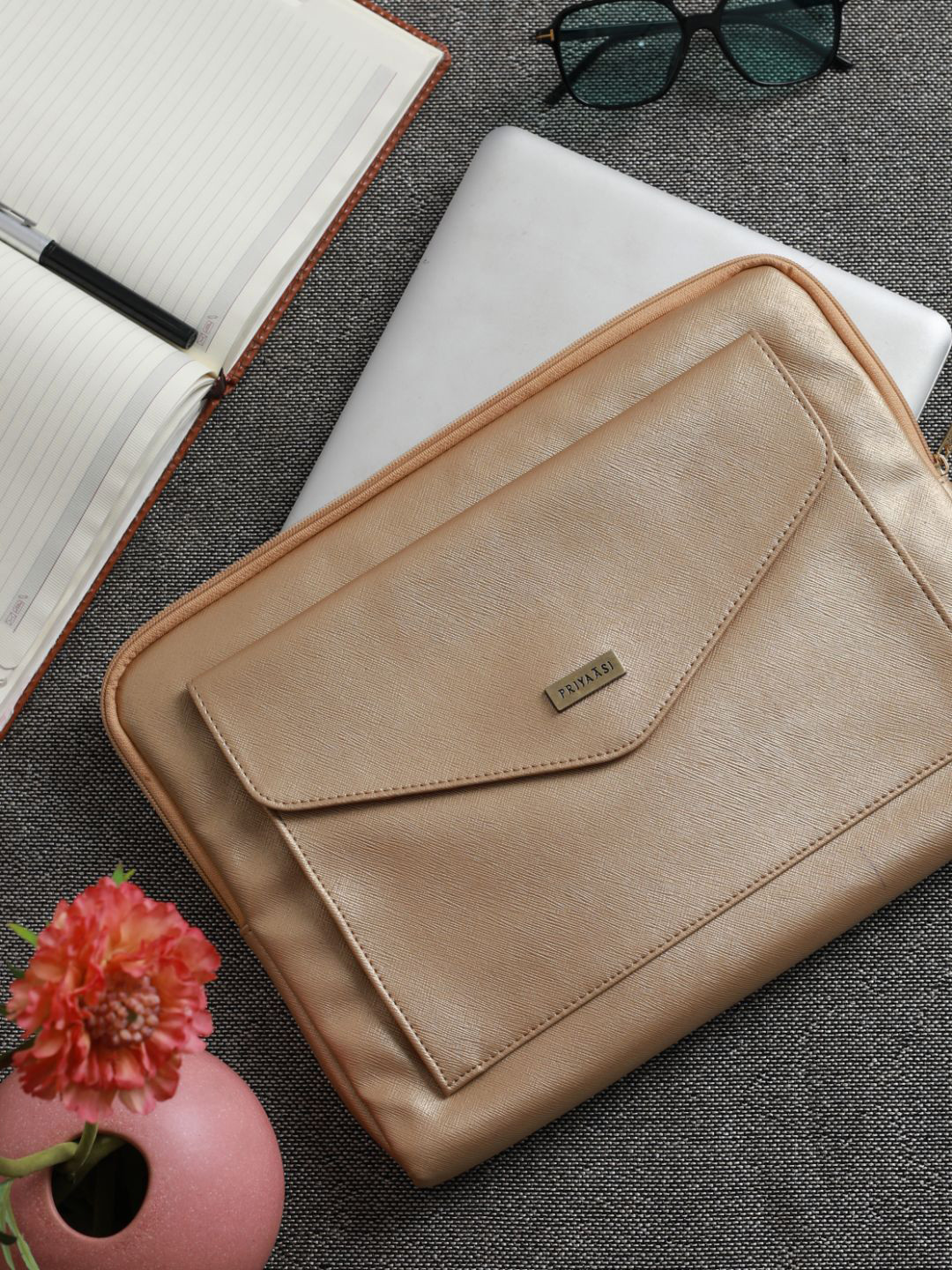 Priyaasi Women Gold-Toned PU Laptop Sleeve