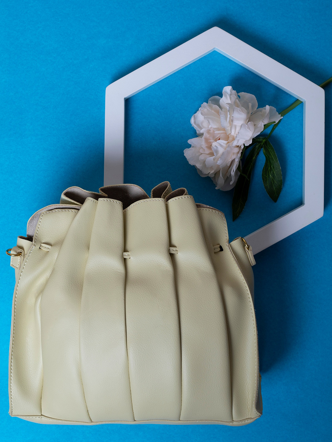 HAUTE SAUCE  Women Green Duffel Bag With String Closure