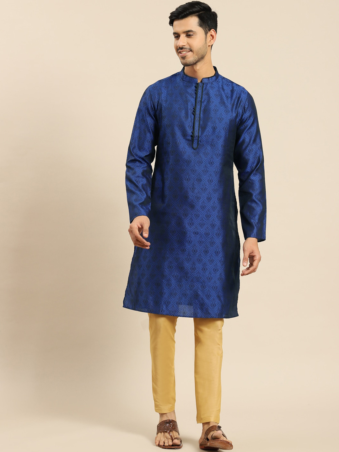 Amodh by Kisah Men Navy Blue Wovwn Design Jacquard Kurta