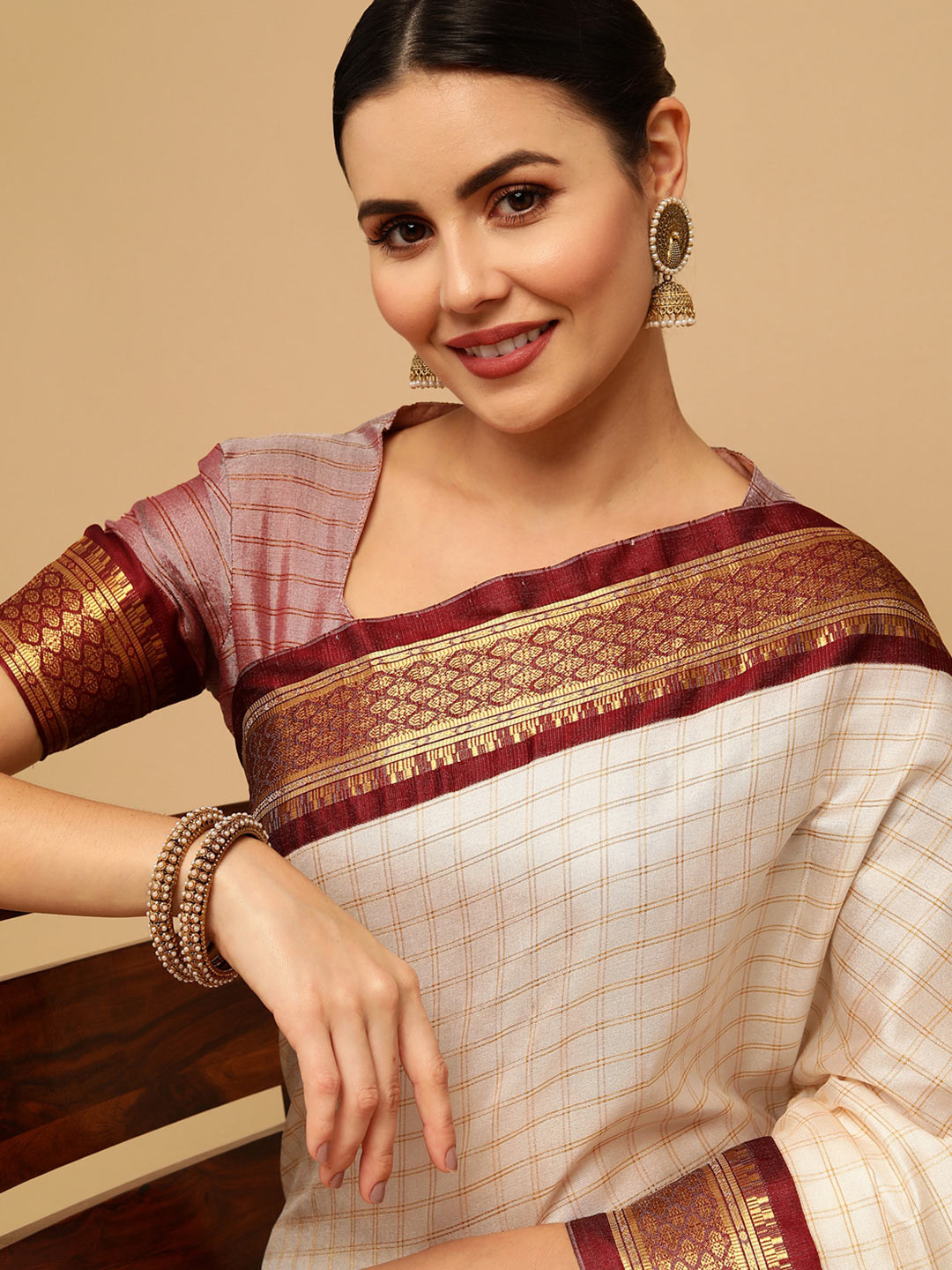 Satrani Women Off White & Maroon Woven Design Zari Saree