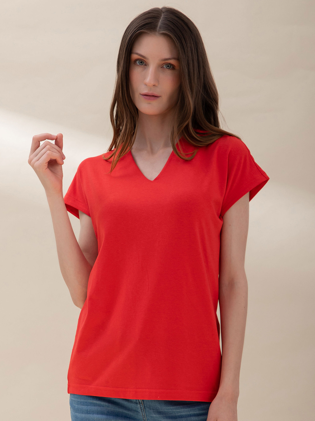 B.Copenhagen Women Red V-Neck T-shirt