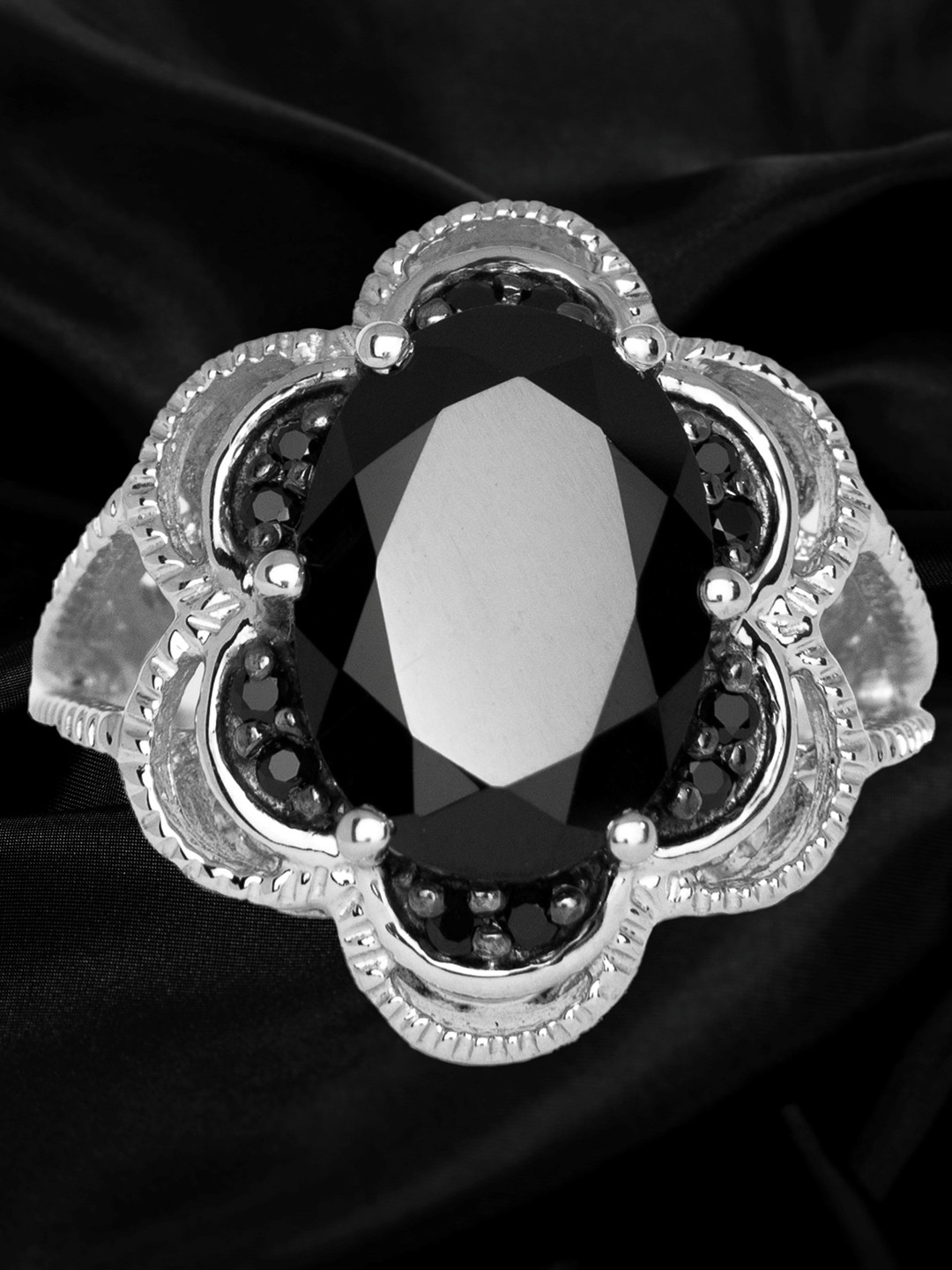 HIFLYER JEWELS Women Rhodium-Plated Black Stone-Studded Finger Ring