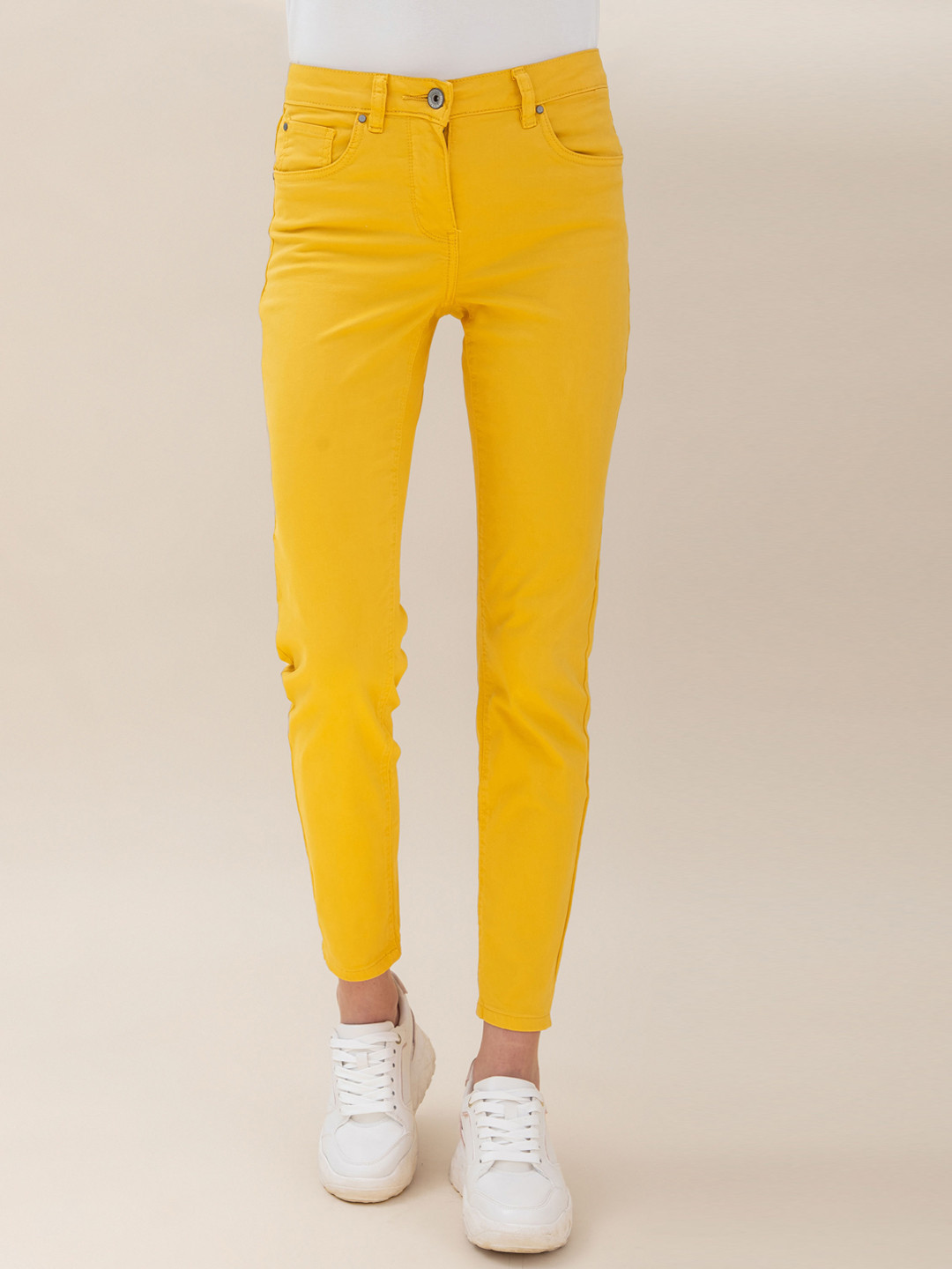 B.Copenhagen Women Yellow Slim Fit Trousers