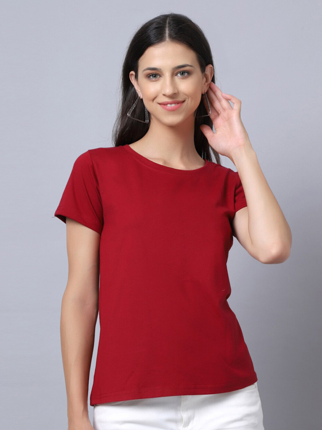 UnaOne Women Maroon Regular Fit T-shirt