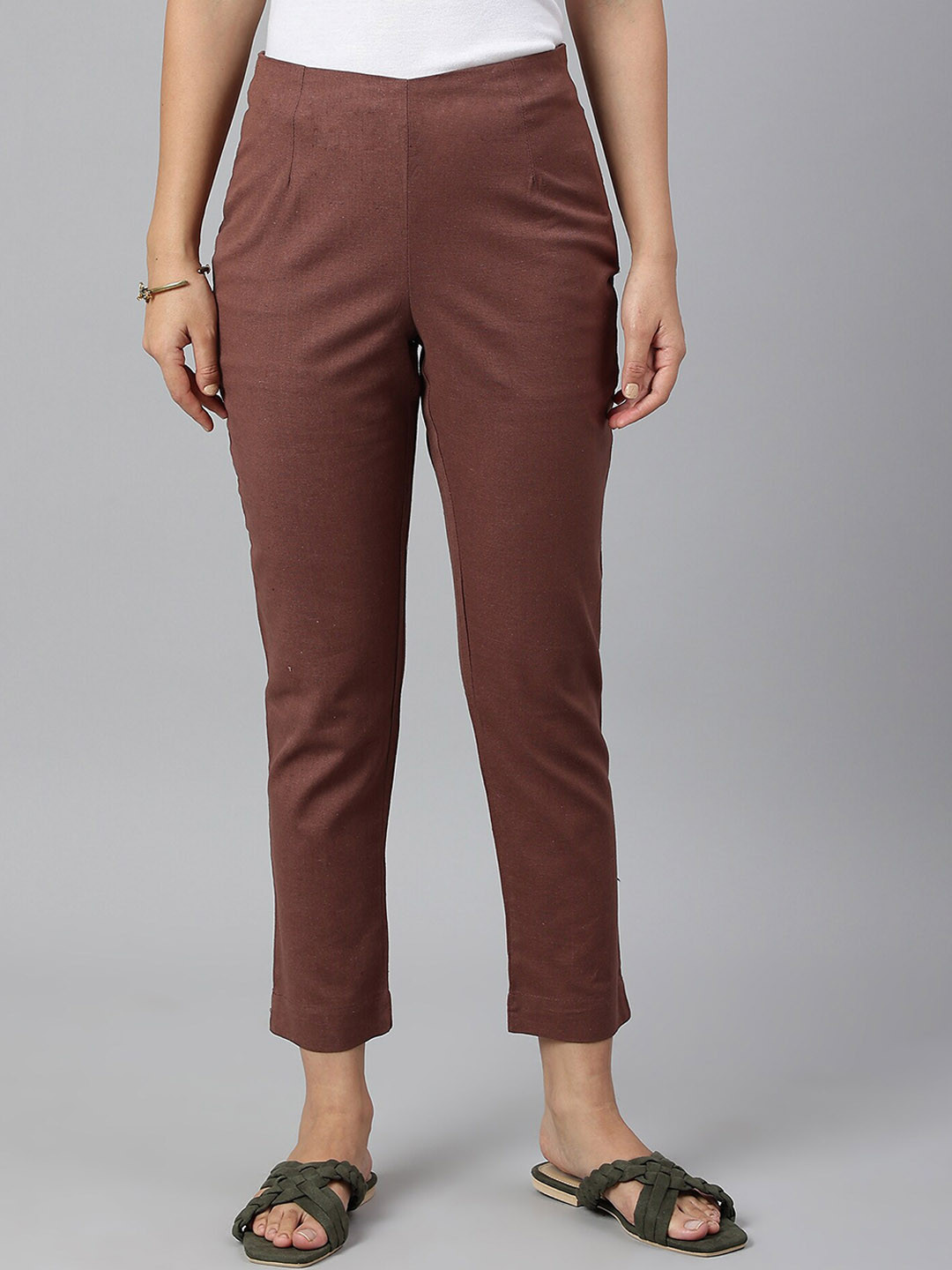 W Women Deep Brown Solid Regular Fit Pants