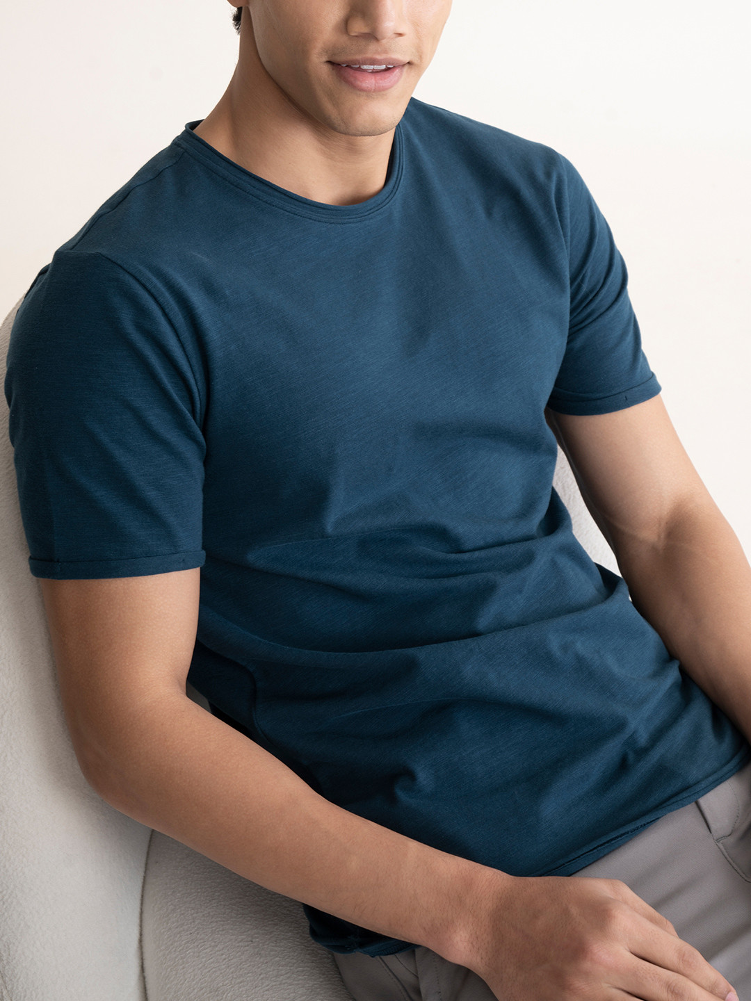 DAMENSCH Men Solid Raw Edge Premium Cotton Regular Fit T-Shirt