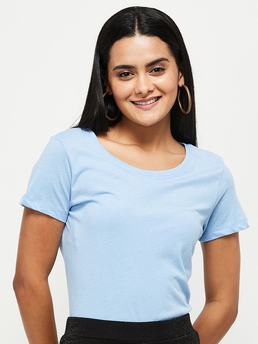 max Women Blue Solid T-shirt