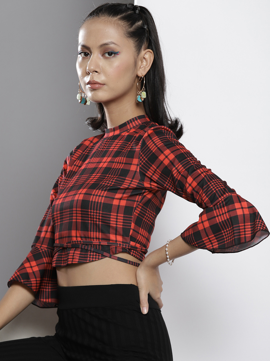 SASSAFRAS Red & Black Checked Knit High Neck Tie-Waist Crop Top