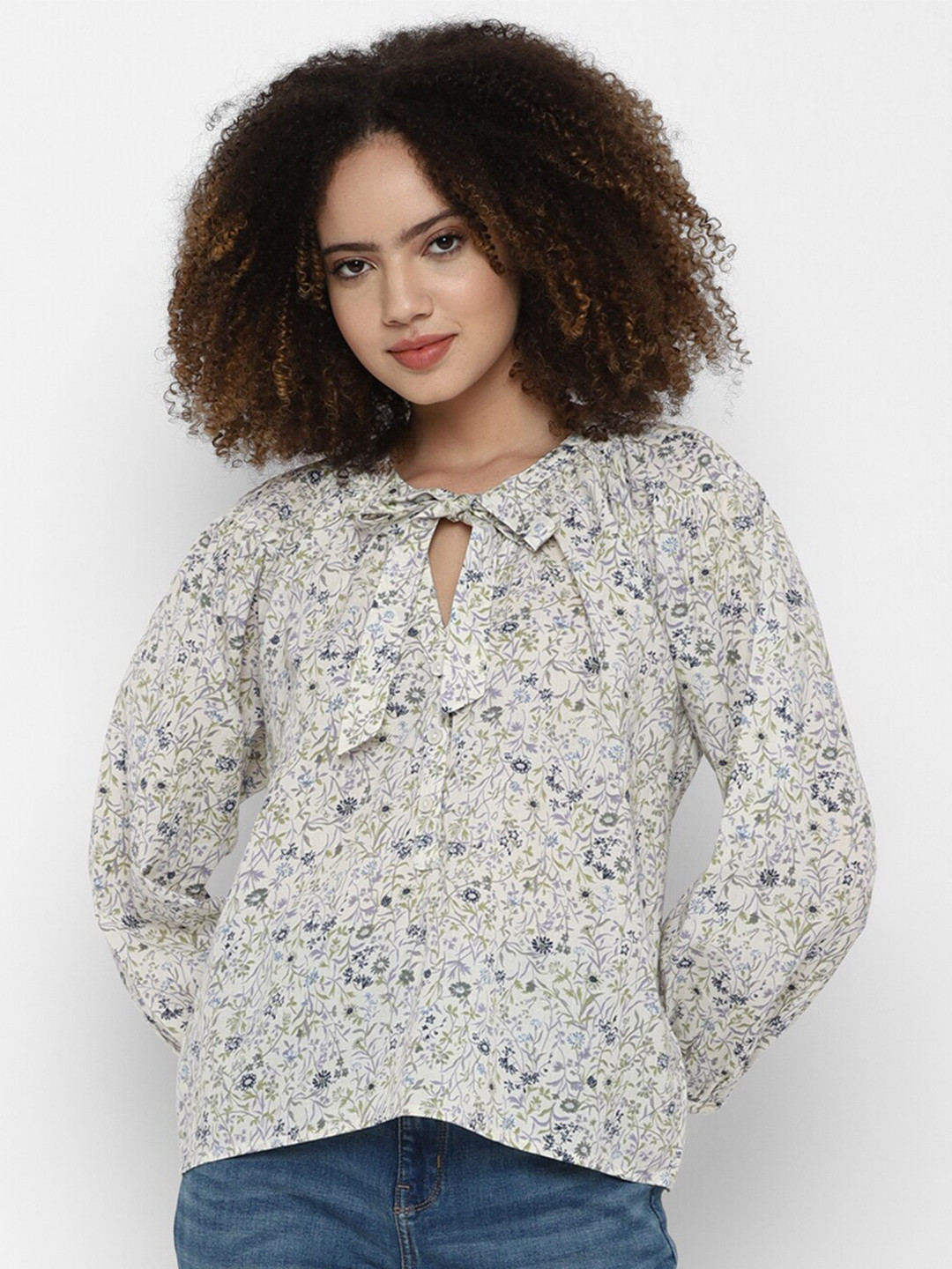 AMERICAN EAGLE OUTFITTERS White Floral Print Keyhole Neck Top