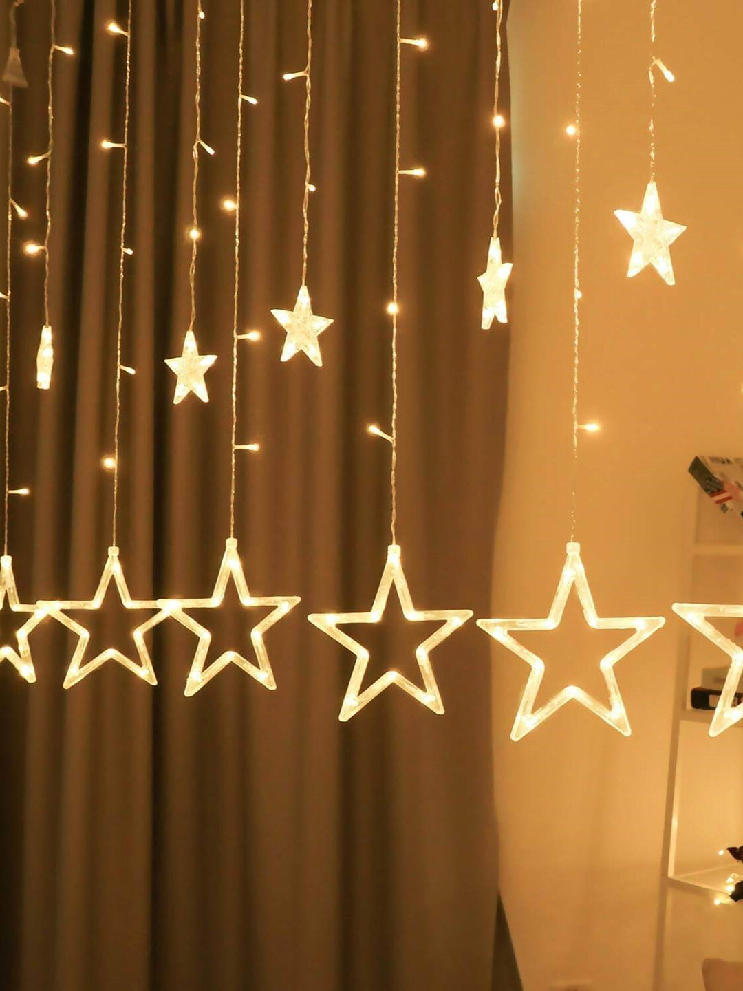 Awestuffs White Star Curtain String Light