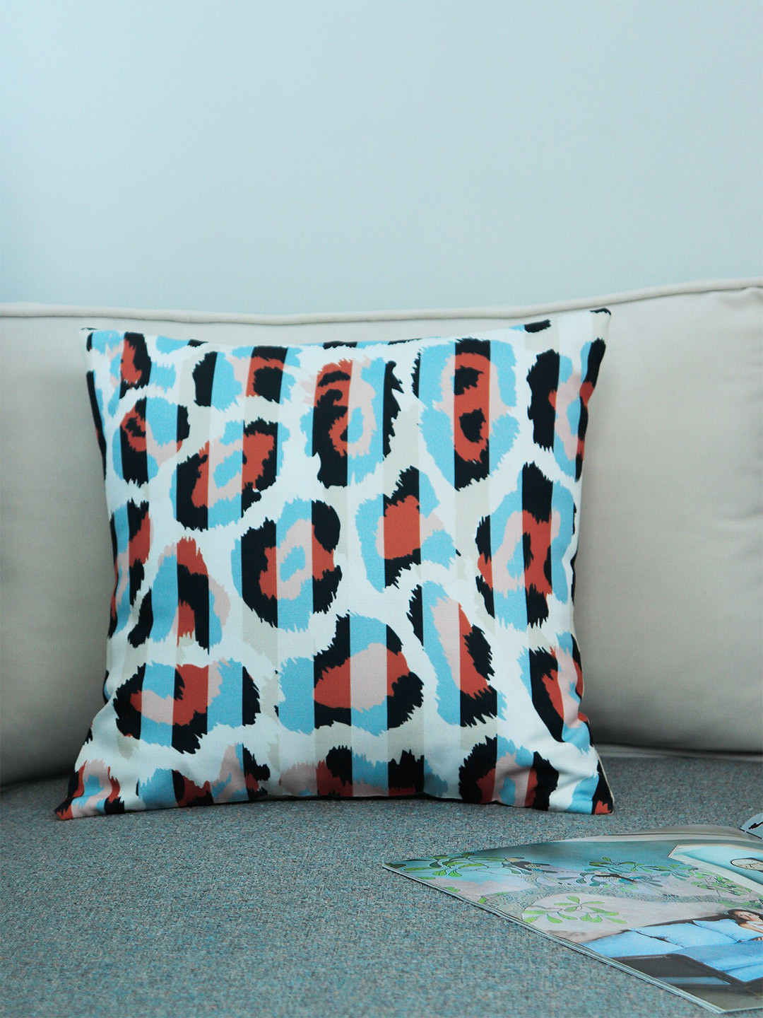 ZEBA Quick-Dry Blue Striped Polyester Anti-Wrinkle Square Cushion Cover -16x16In