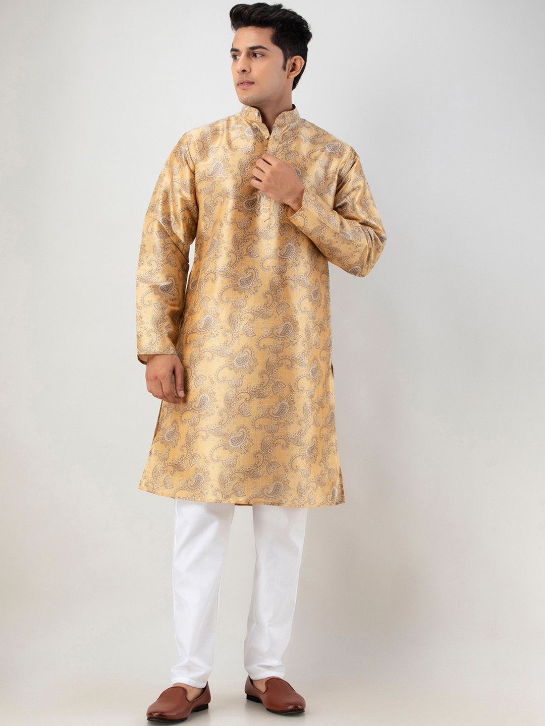 Firangi Yarn Men Yellow Paisley Printed Indie Prints Silk Kurta