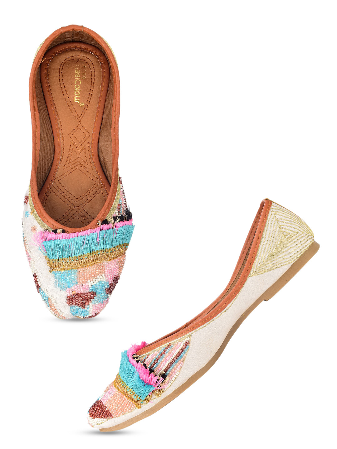 DESI COLOUR Women White Ethnic Flats