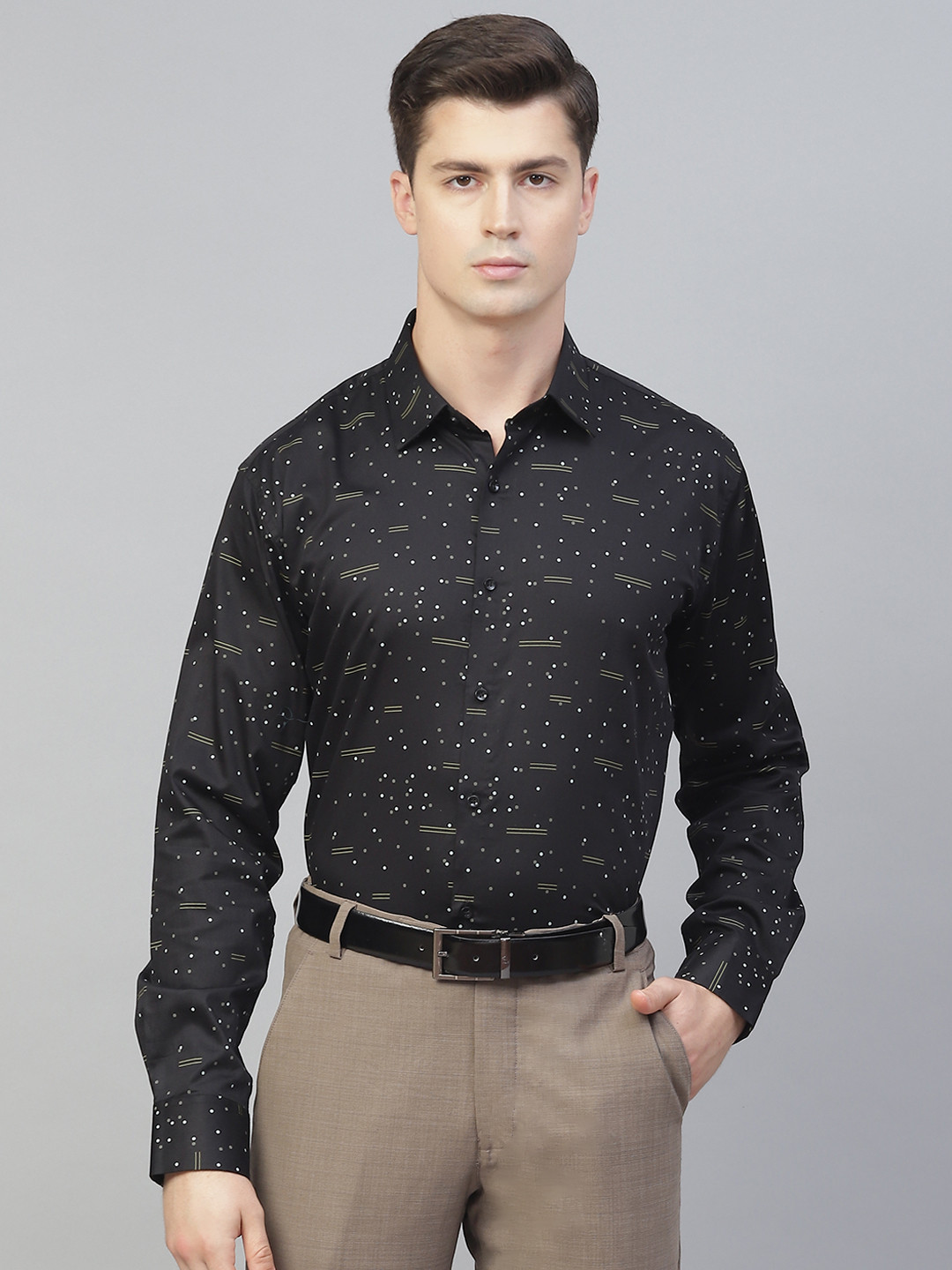 MANQ Men Black & White Geometric Printed Pure Cotton Semiformal Shirt