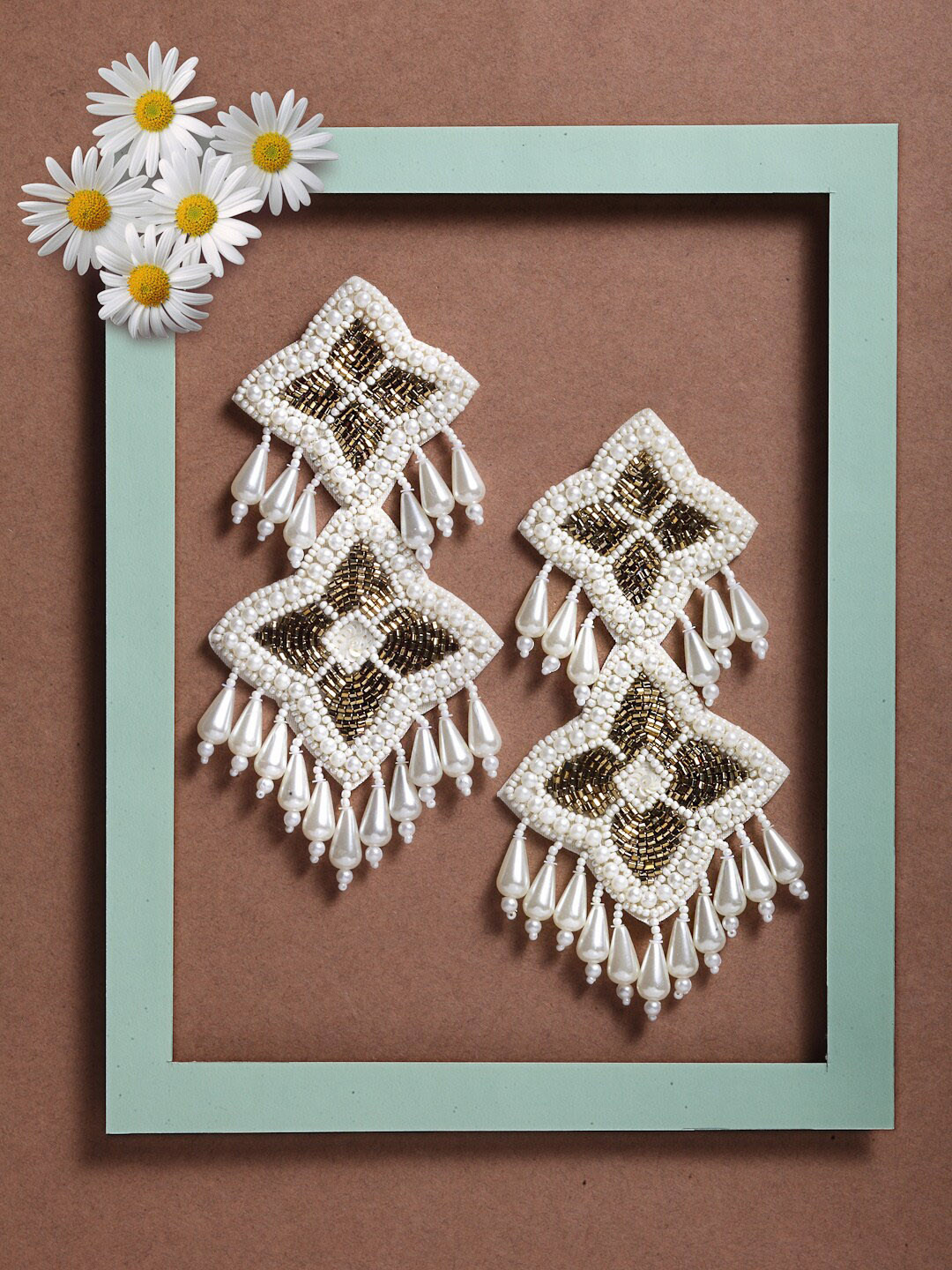 VOGUE PANASH White Contemporary Drop Earrings