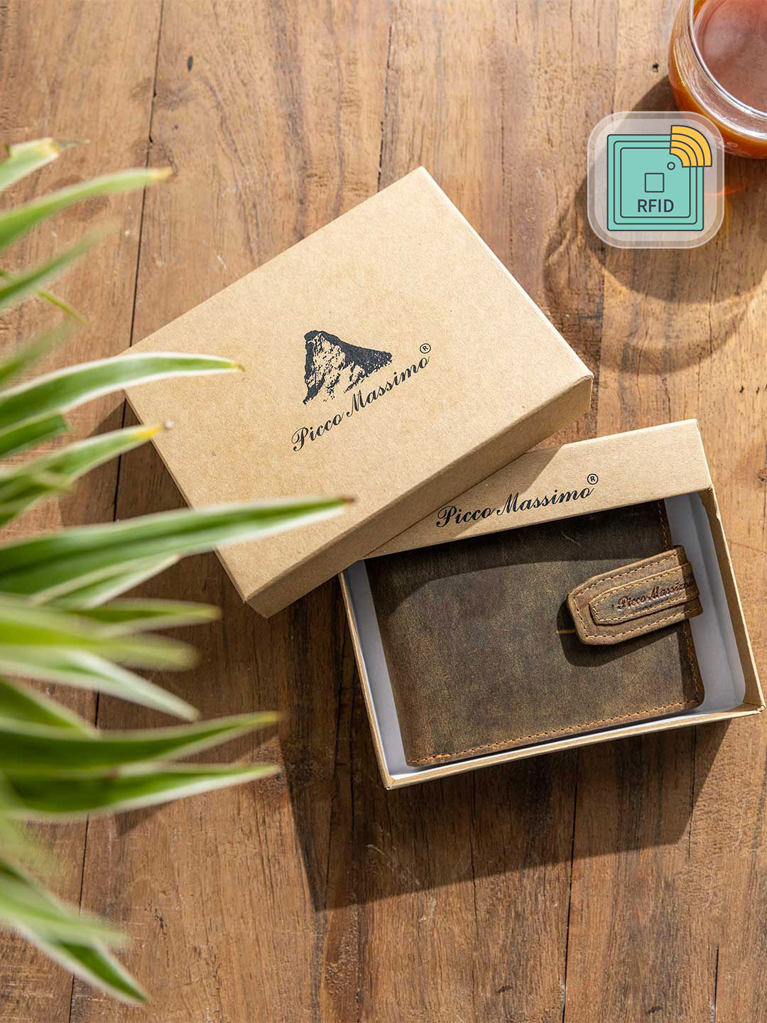 Picco Massimo Men Tan Leather Two Fold Wallet