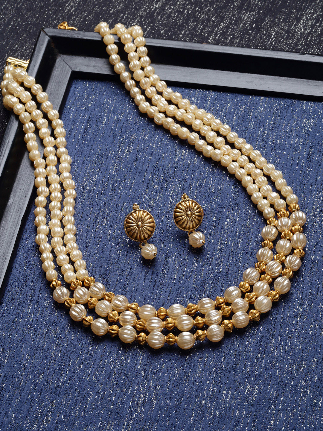 PANASH Women Gold-Plated Off-White Stone & Bead Studded Jewellery Set
