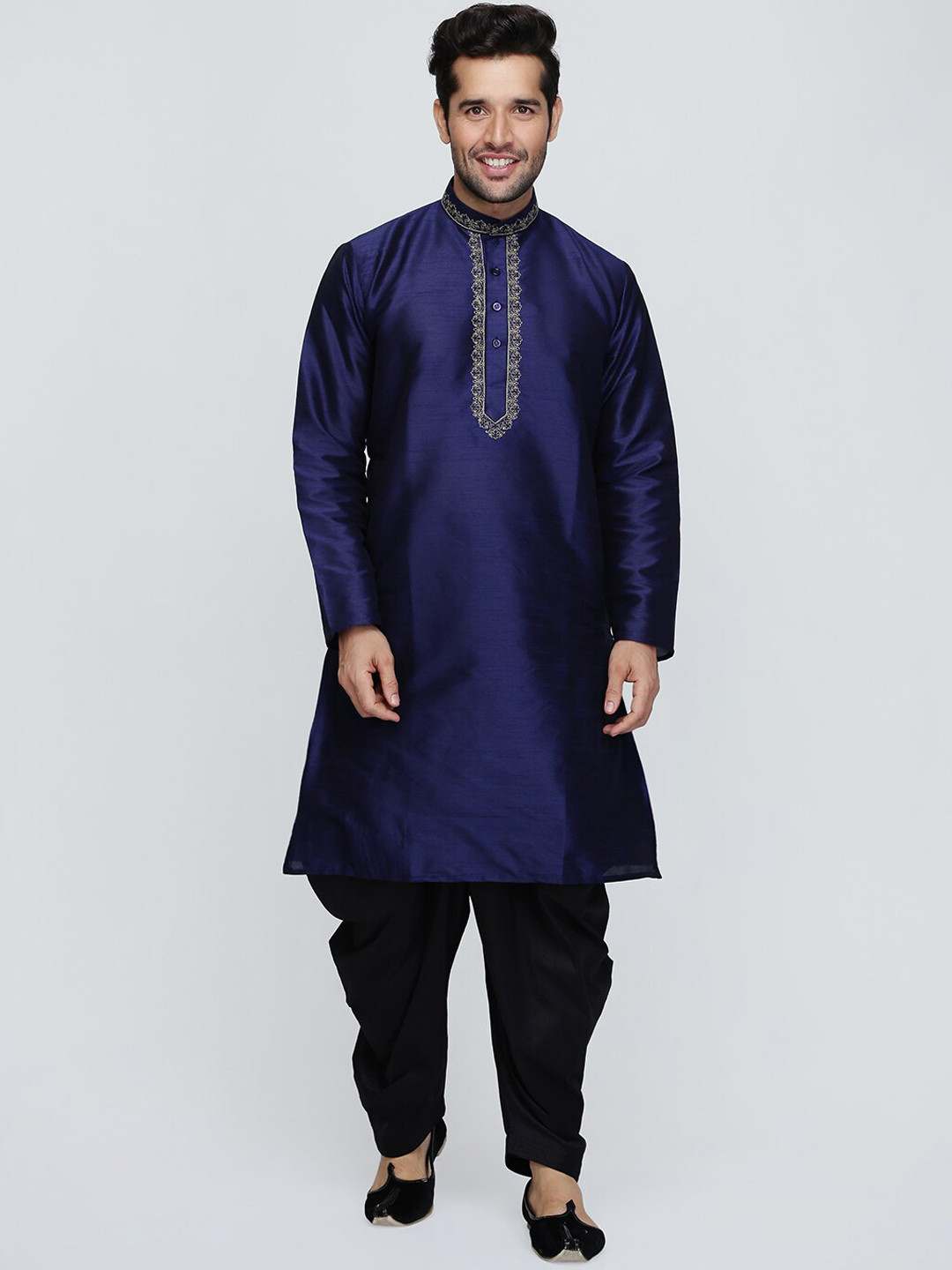 ROYAL KURTA Men Blue Pleated Dupion Silk Kurta with Patiala