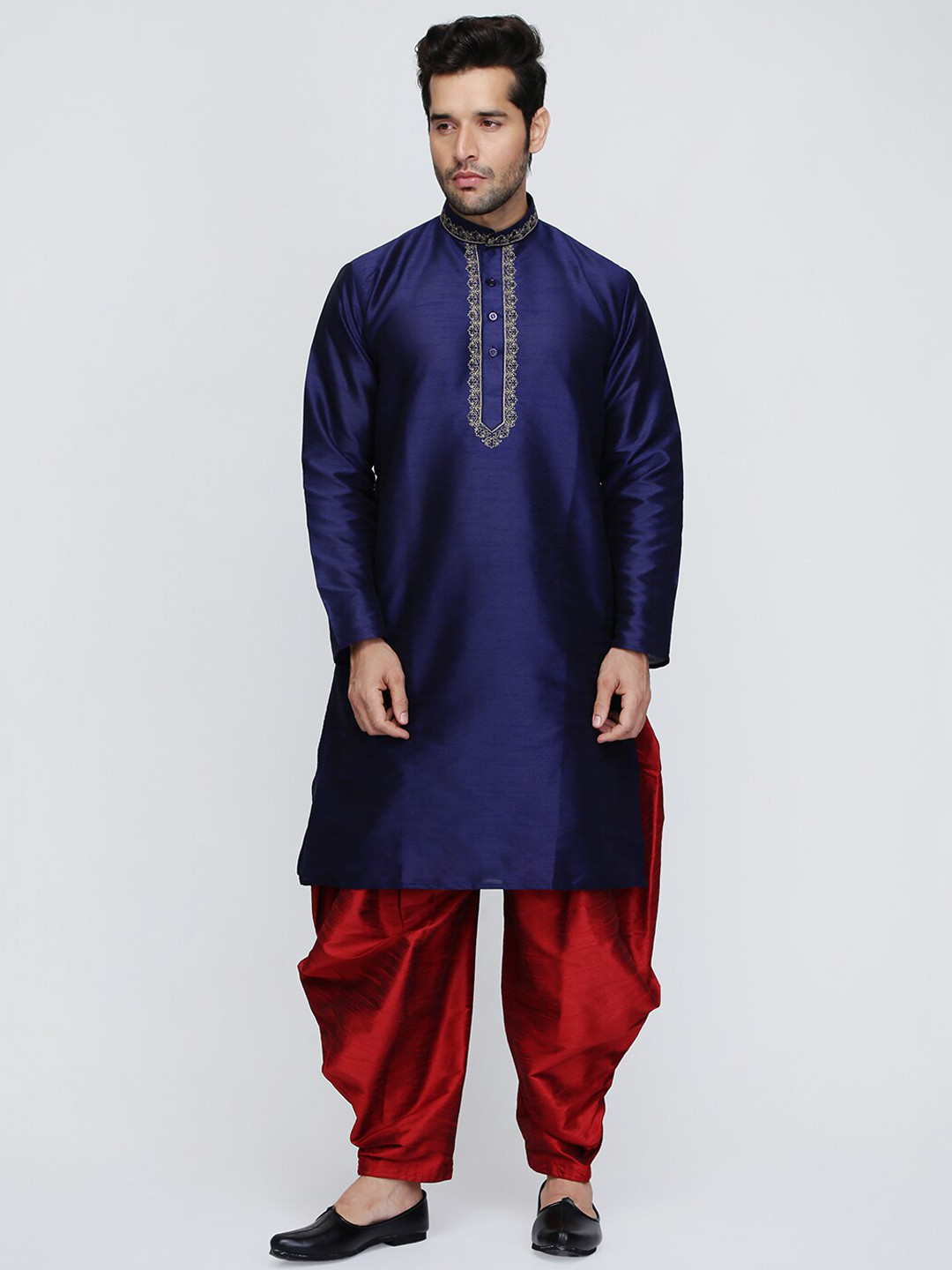 ROYAL KURTA Men Blue Floral Embroidered Dupion Silk Kurta with Pyjamas