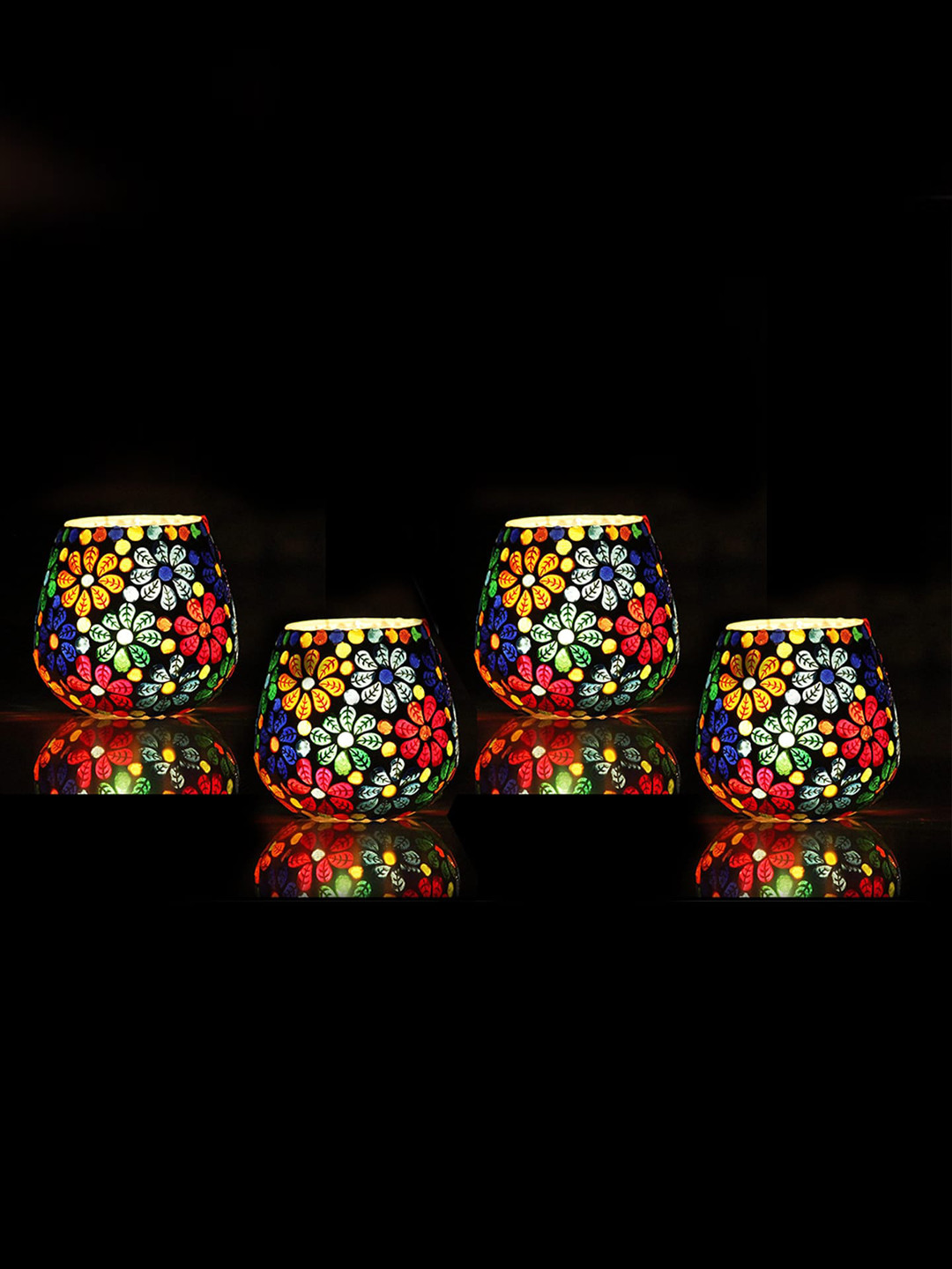 Brahmz Set Of 4 Red & Blue Textured Mosaic Tea Light  Candle Holders