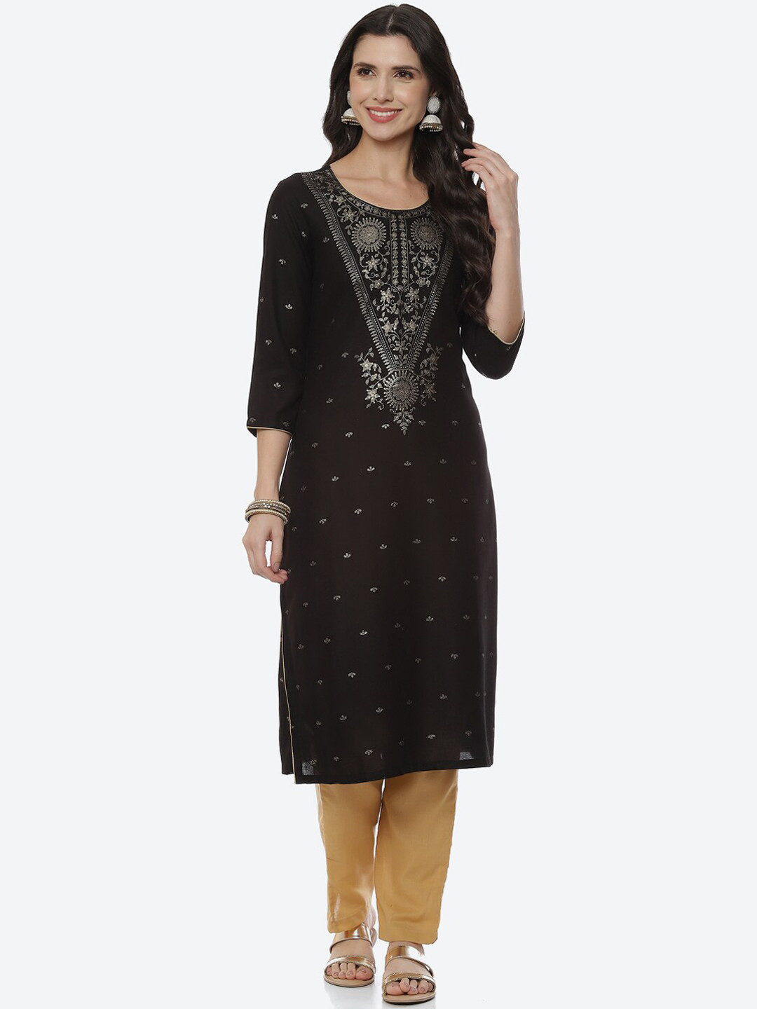 Rangriti Women Black Geometric Thread Work Kurta