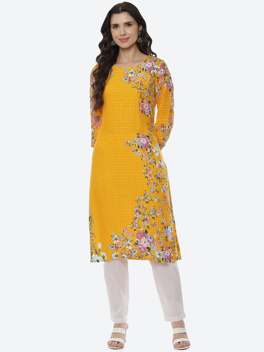 Rangriti Women Yellow Floral Printed Thread Work Kurta