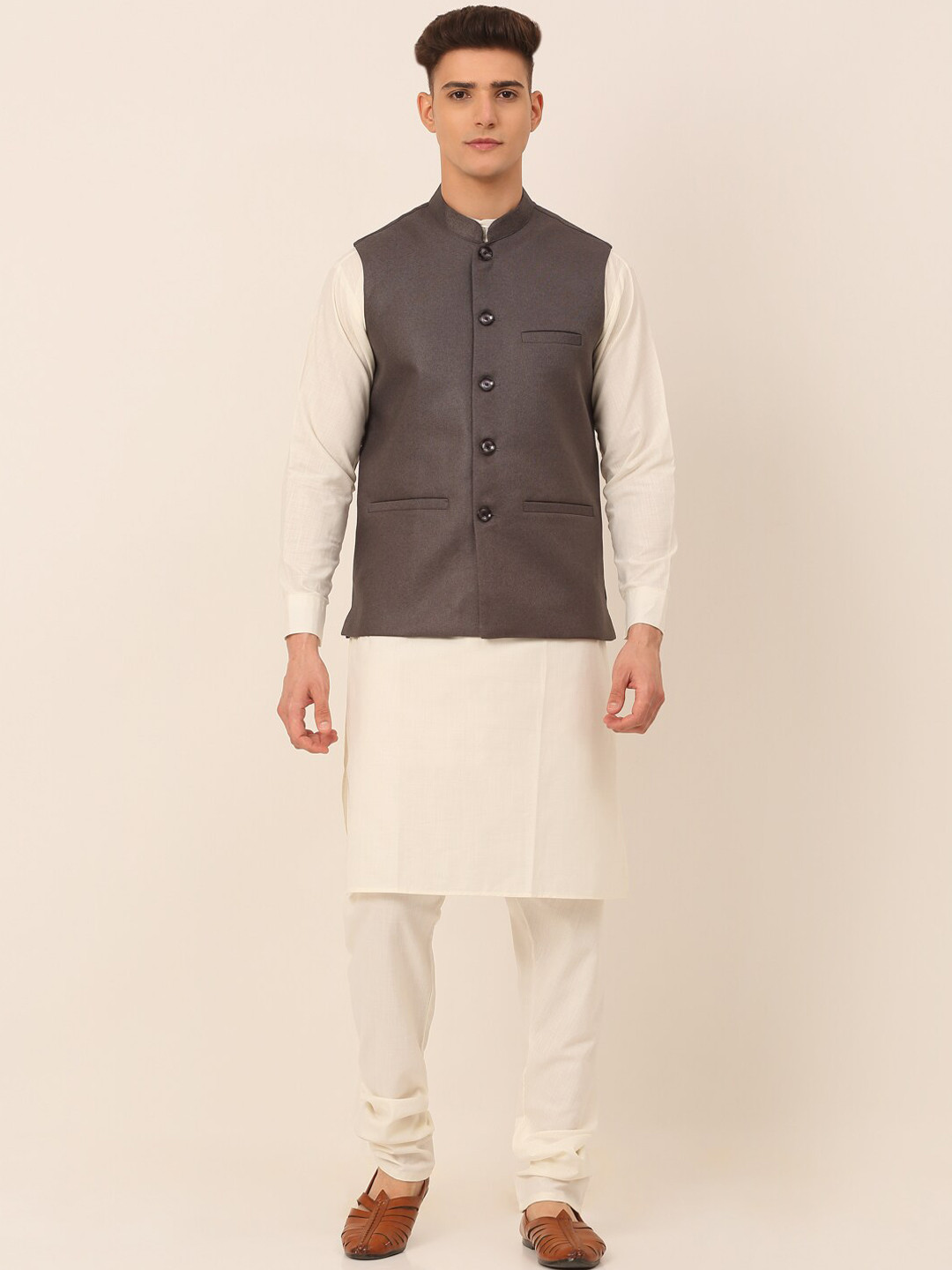 Jompers Men Charcoal Kurta with Pyjamas