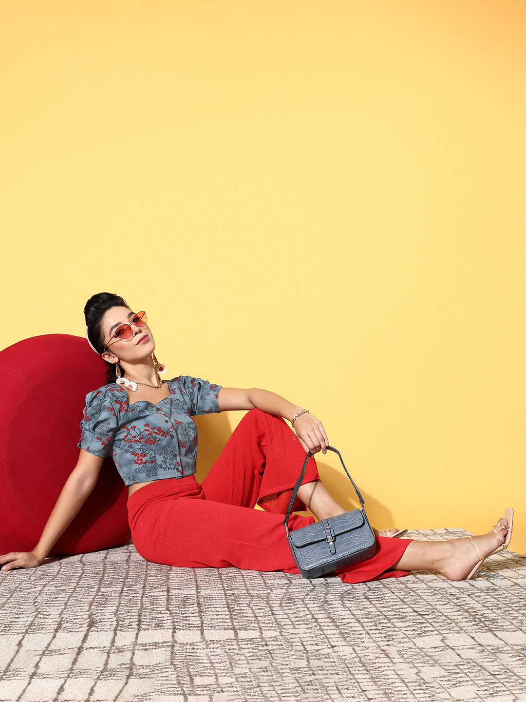 U&F Blue Floral Vacay Attire