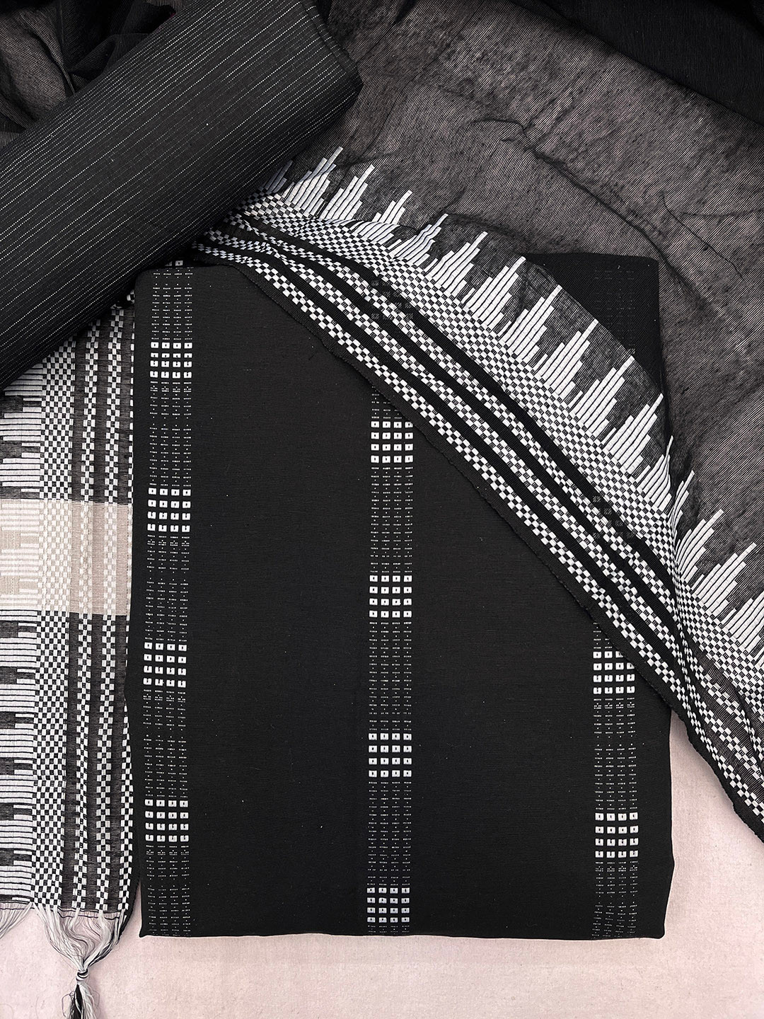 Kvsfab Black & White Unstitched Dress Material