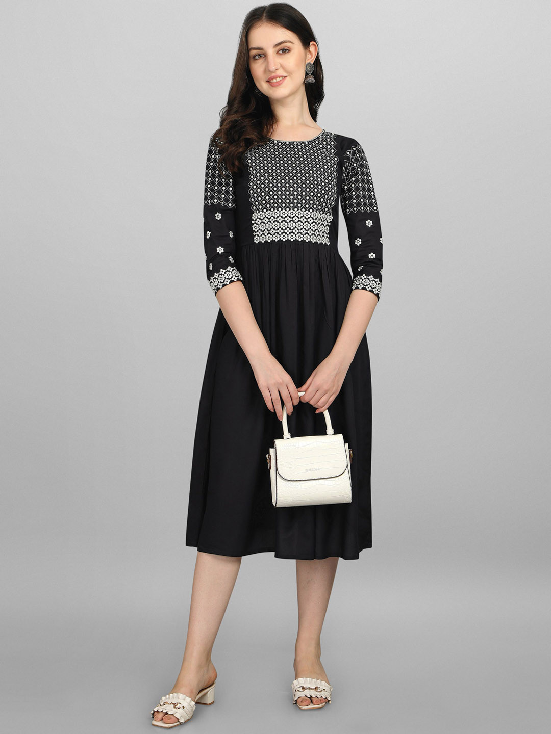 AALIYA FASHION Women Black Geometric Embroidered Mirror Work Anarkali Kurta