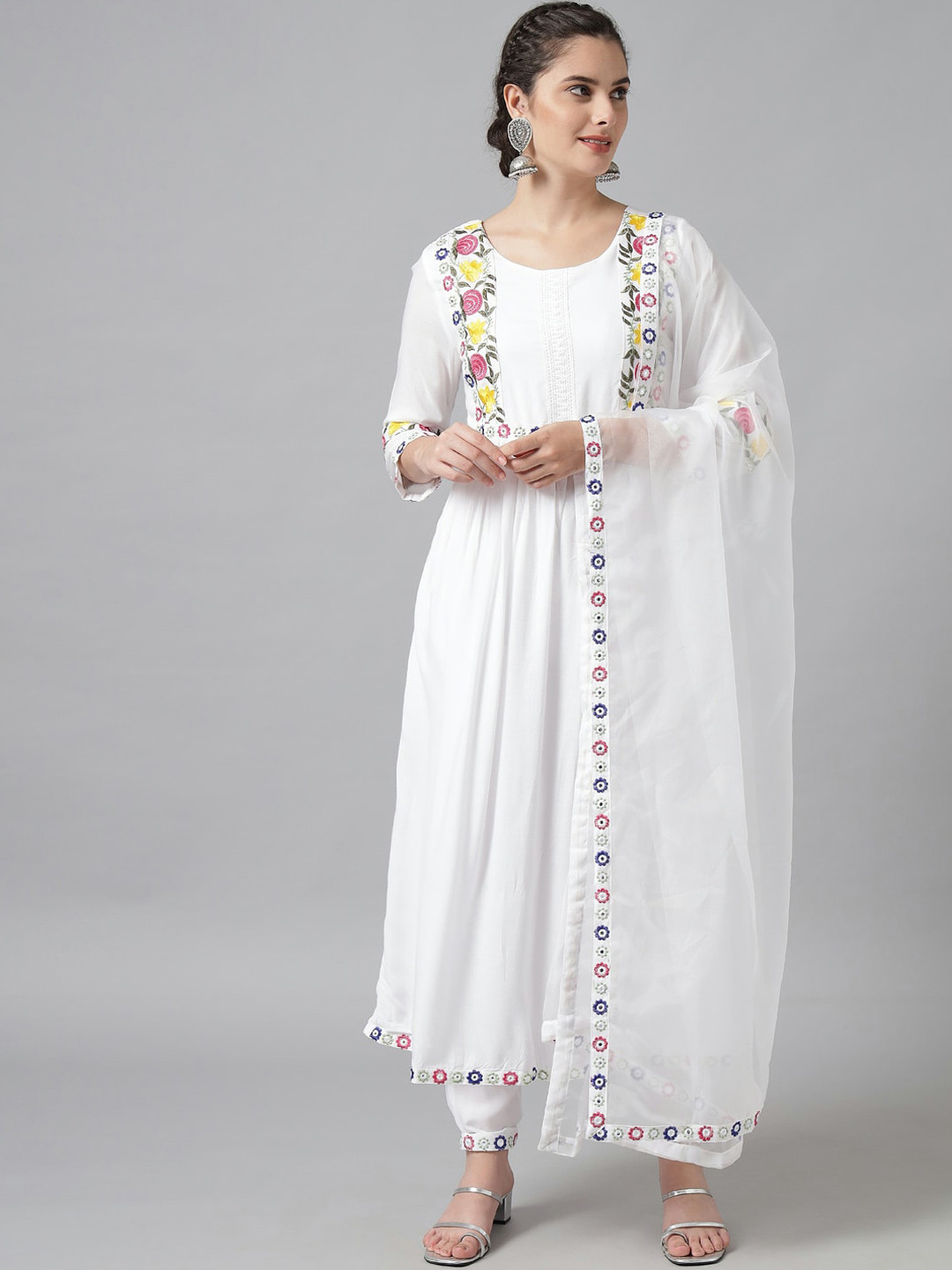 Meeranshi Women White Floral Yoke Design High Slit Phulkari Pure Cotton Kurta with Trousers & With Dupatta