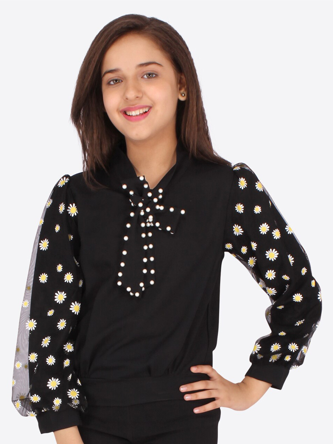 CUTECUMBER Black Print Tie-Up Neck Georgette Top