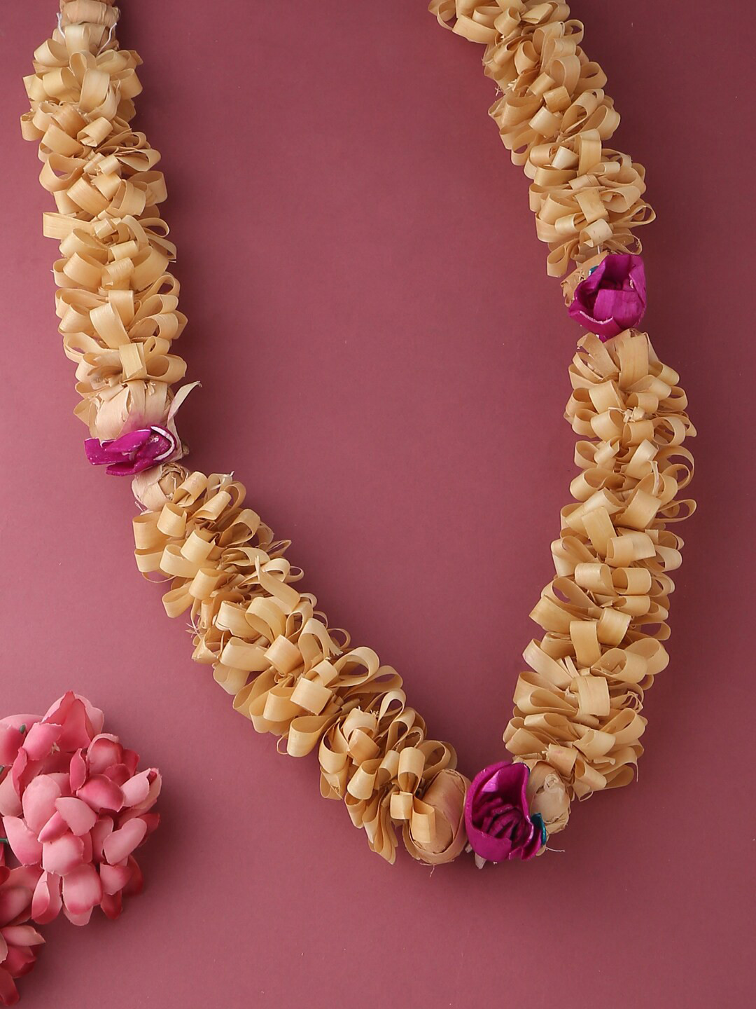 RDK Beige Colored Handcrafted Processed Sandalwood Garland Pooja Essentials