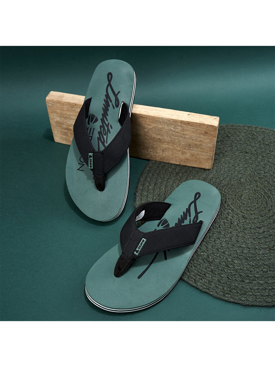 Duke Men Green & Blue Printed Thong Flip-Flops
