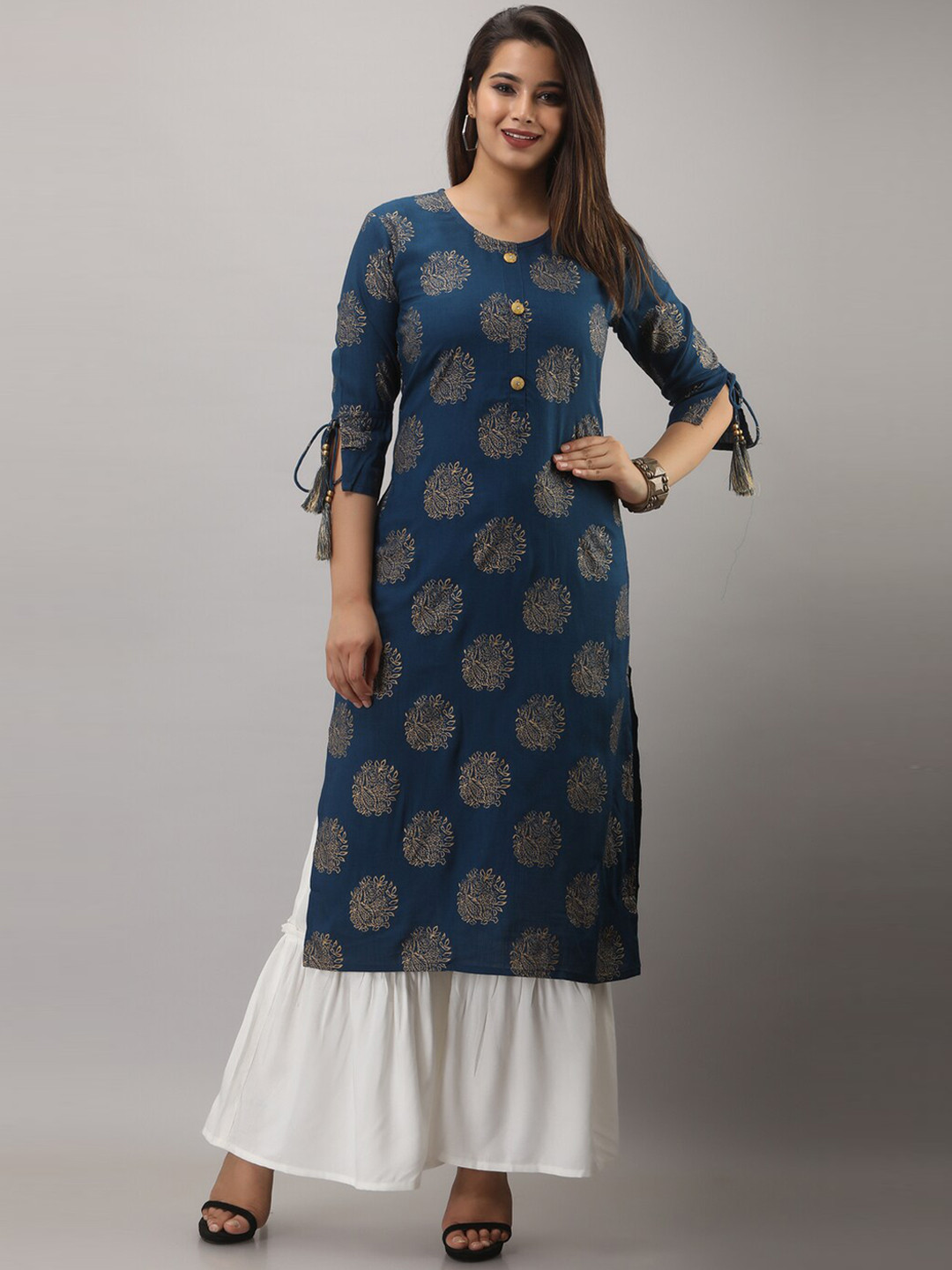 MAUKA Women Navy Blue Kurti with Sharara