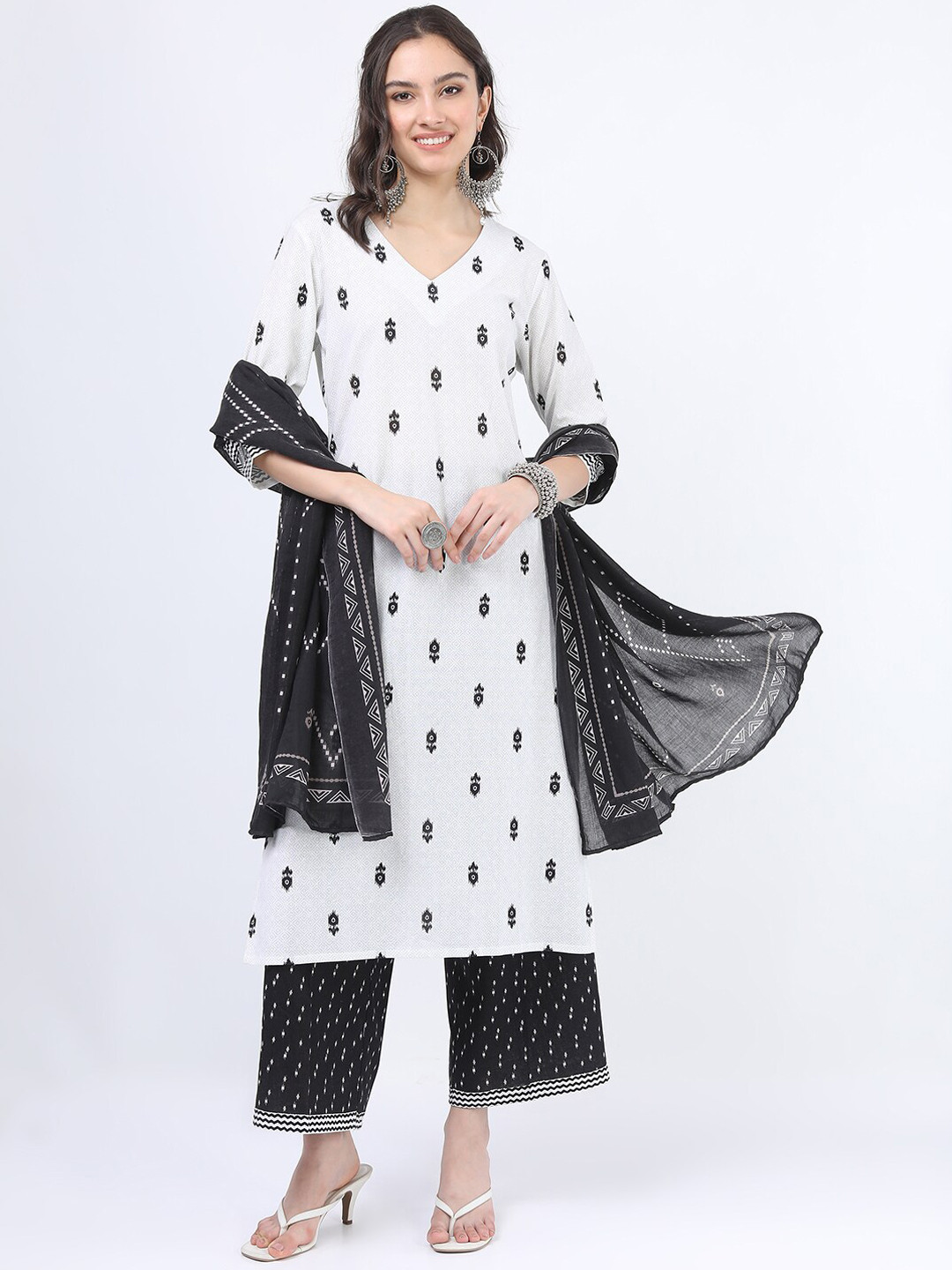 Vishudh Women Off White Printed Straight Pure Cotton Kurti With Palazzos And Dupatta