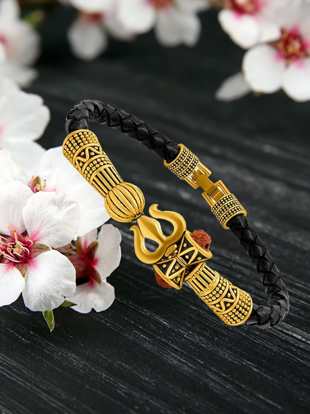 YOUSTYLO Unisex Gold-Toned & Black Temple Gold-Plated Bangle-Style Bracelet