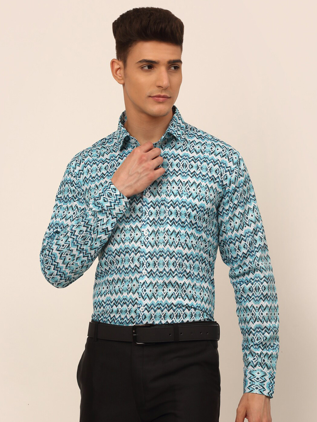 JAINISH Men Turquoise Blue and White Classic Geometric Printed Formal Shirt