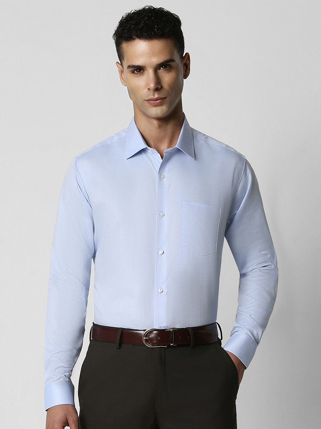 Van Heusen Men Blue Contemporary Custom Fit Formal Shirt