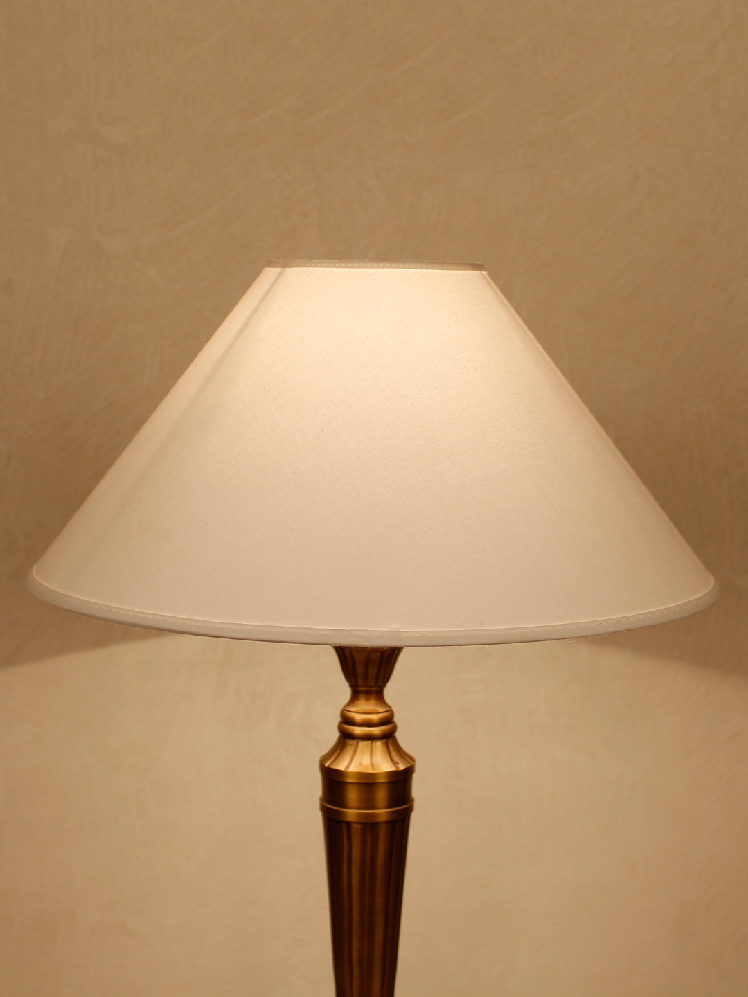 THE LIGHT STORE White Table Top Lamp Shade