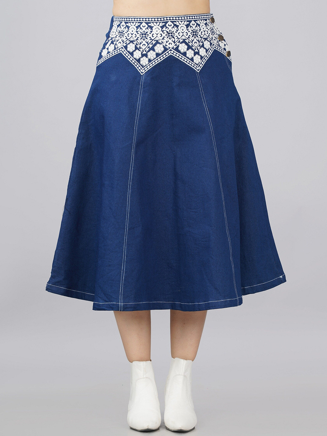 SUMAVI-FASHION Women Blue Solid Embroidered Knee-Length Skirt