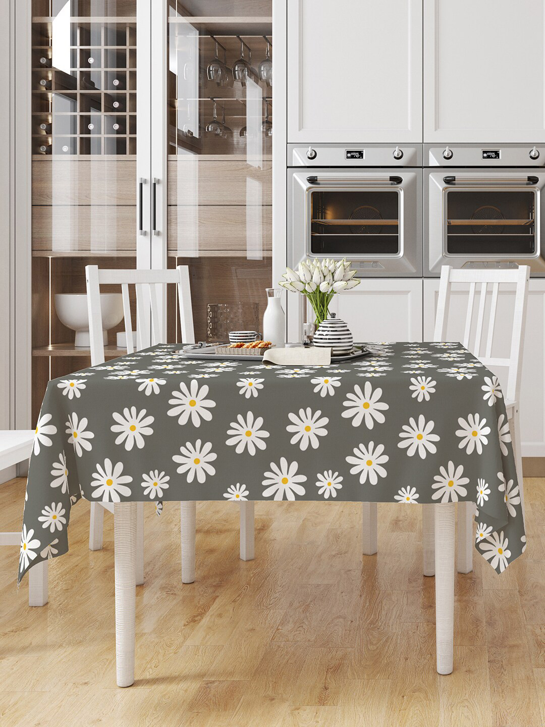Encasa Homes Grey & White Printed Cotton 6-Seater Table Cloth
