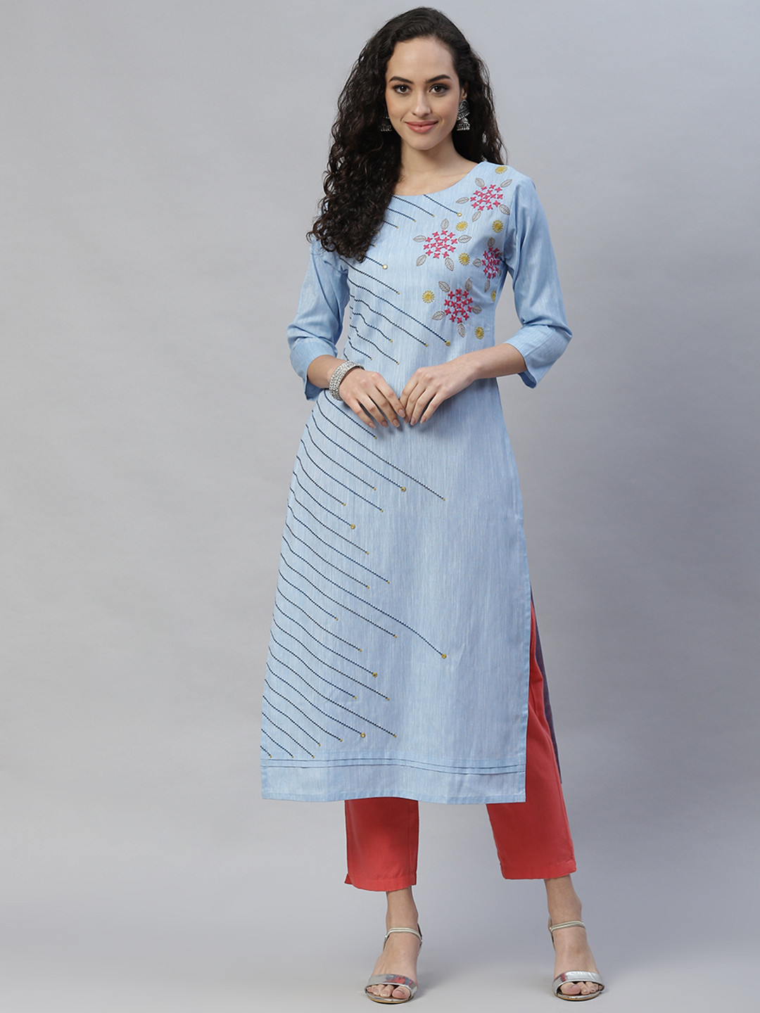 LAAKHI Women Blue & Red Floral Printed Kurta